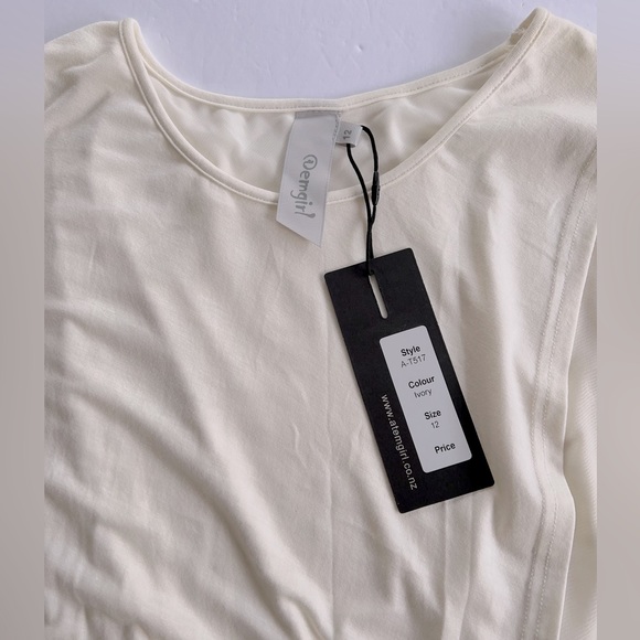 IVORY MESH TOP (WEEKEND SALE) - Picture 4 of 6